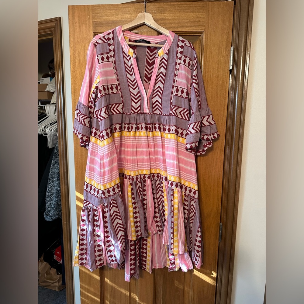 Hi low Devition dress size small